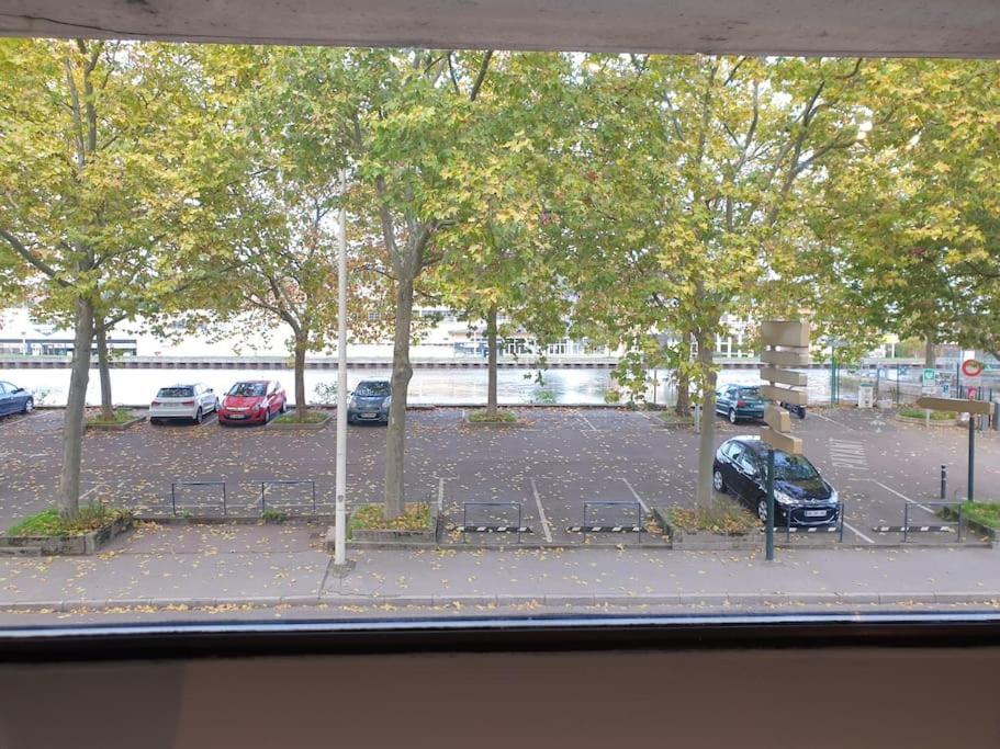 Charmant Studio Avec Place De Parking Nancy Exterior foto